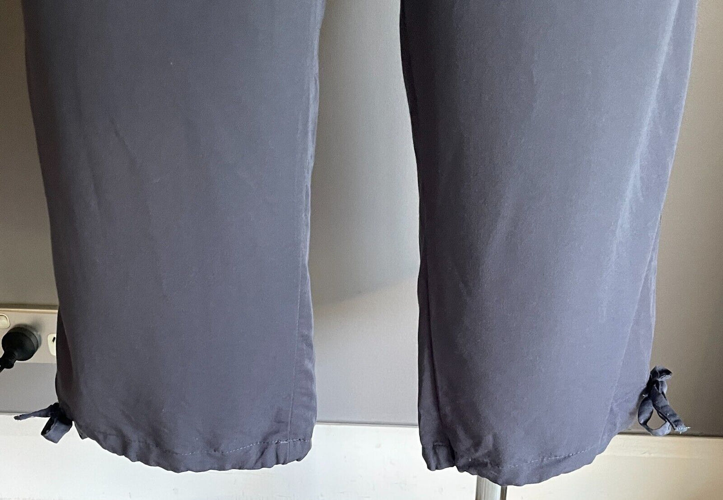 ALEXIA Grey Pants Utility Style Plus Size 18 Cropped Length Tie At Each Leg
