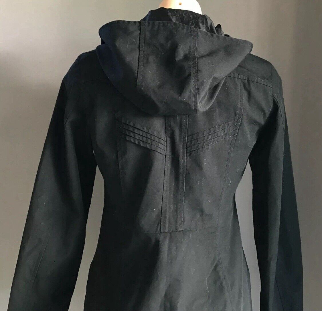 H&M DIVIDED Coat w Hood Black Lined Zip Front Long Sleeve Warm Sz 36 AU 10