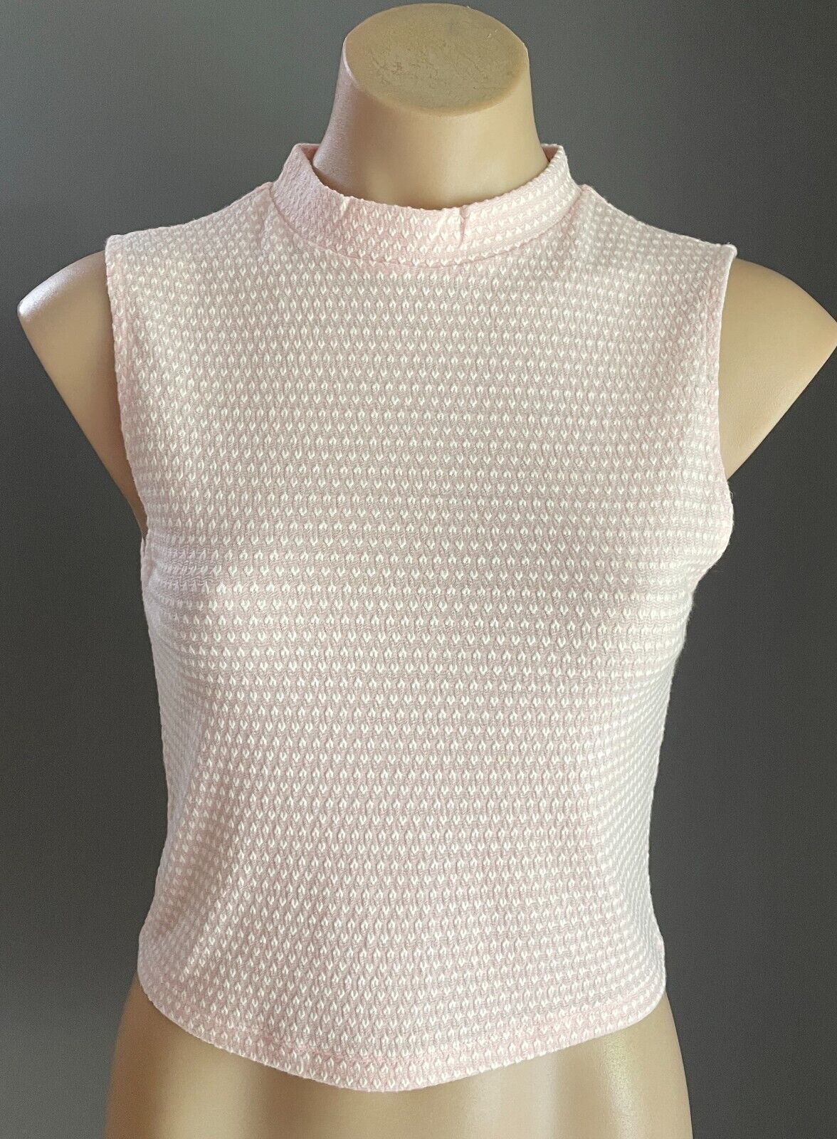 DIVIDED by H&M Top Pink & White Heart Print Sleeveless Size EU M AU 12 1950s