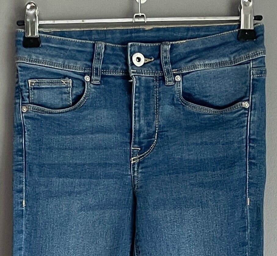 DIVIDED H&M Ladies Jeans Mid Blue Skinny Leg Stretch Denim Size EU 34 AU 6