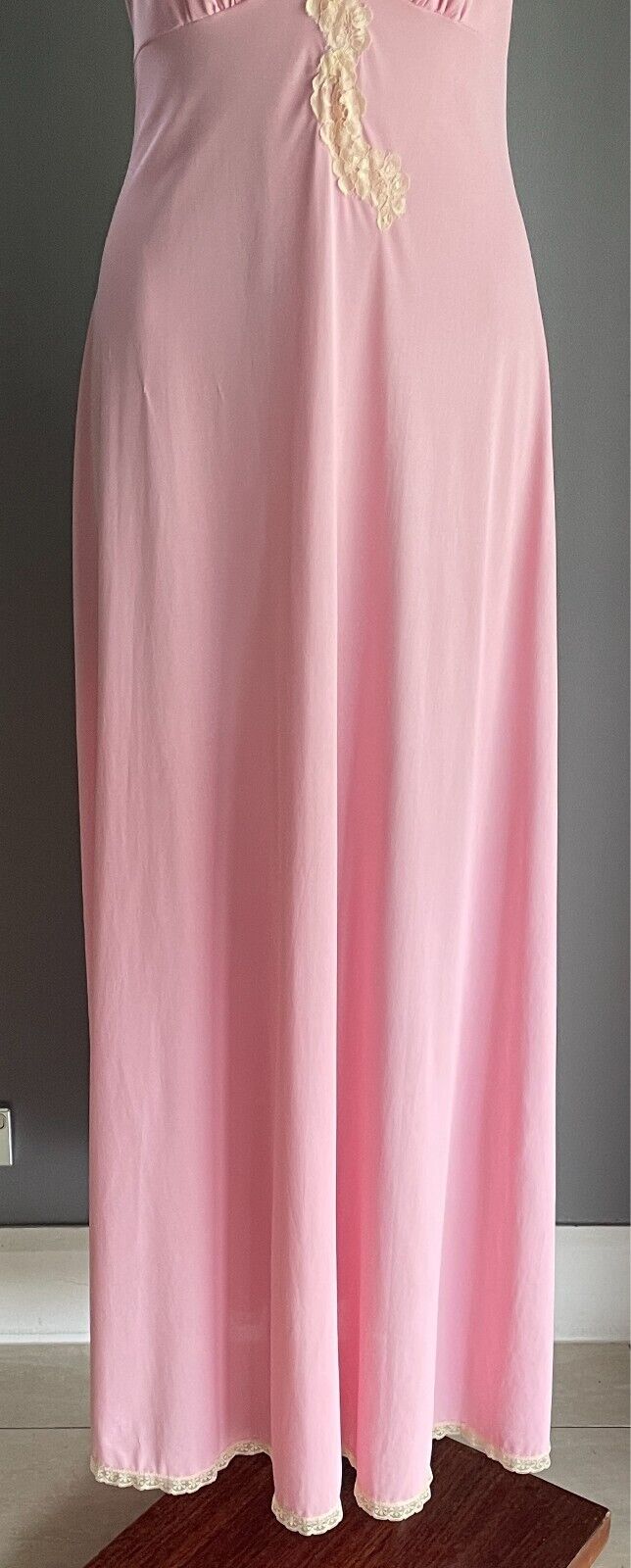 DIAMOND CUT Nightie Size 12 Pink Cream Lace Trim Sleeveless Long Length Vintage