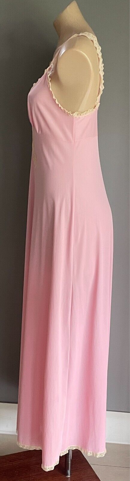 DIAMOND CUT Nightie Size 12 Pink Cream Lace Trim Sleeveless Long Length Vintage