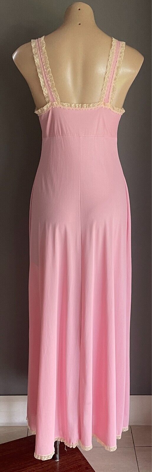 DIAMOND CUT Nightie Size 12 Pink Cream Lace Trim Sleeveless Long Length Vintage