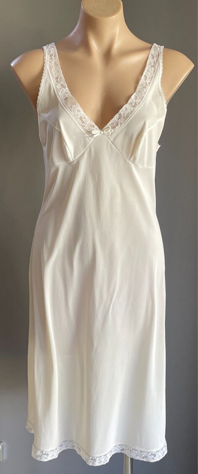 DIAMOND CUT Petticoat White Nylon Full Slip Lace Trim Size 14 Vintage