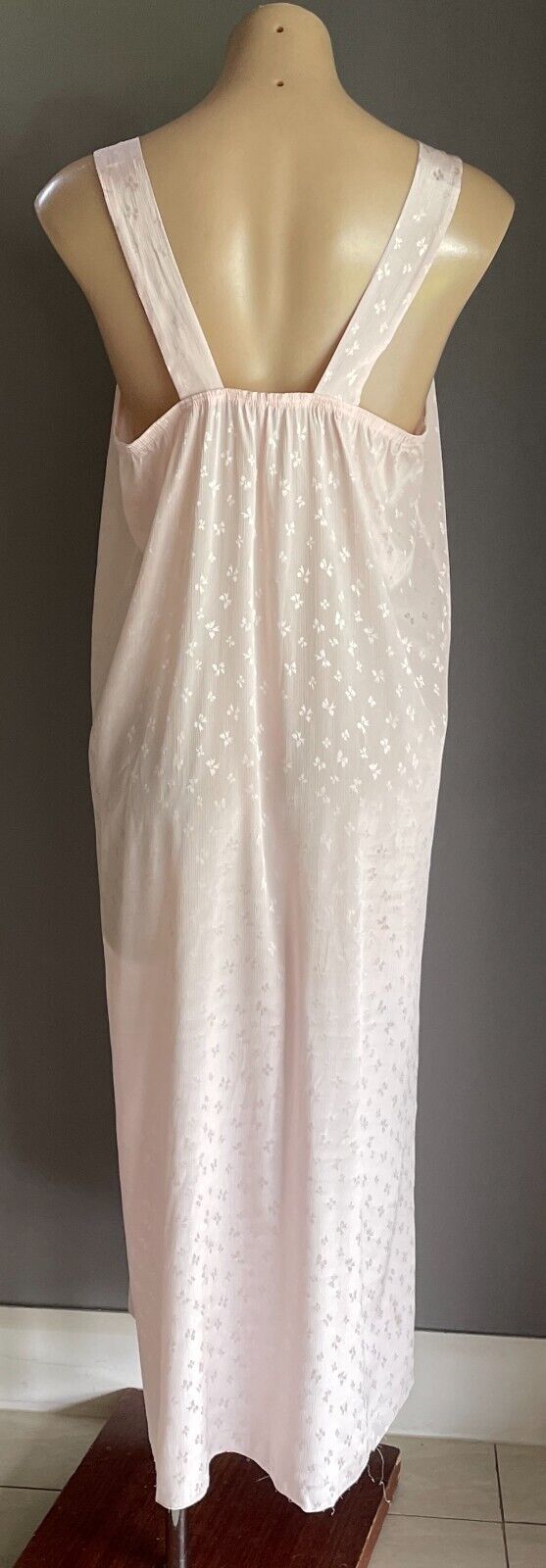 GIVONI Nightie Pink Jacquard Bow Print Long Size 10 - 12 Needs Hemming