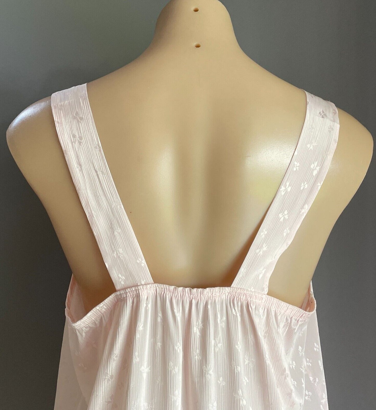 GIVONI Nightie Pink Jacquard Bow Print Long Size 10 - 12 Needs Hemming