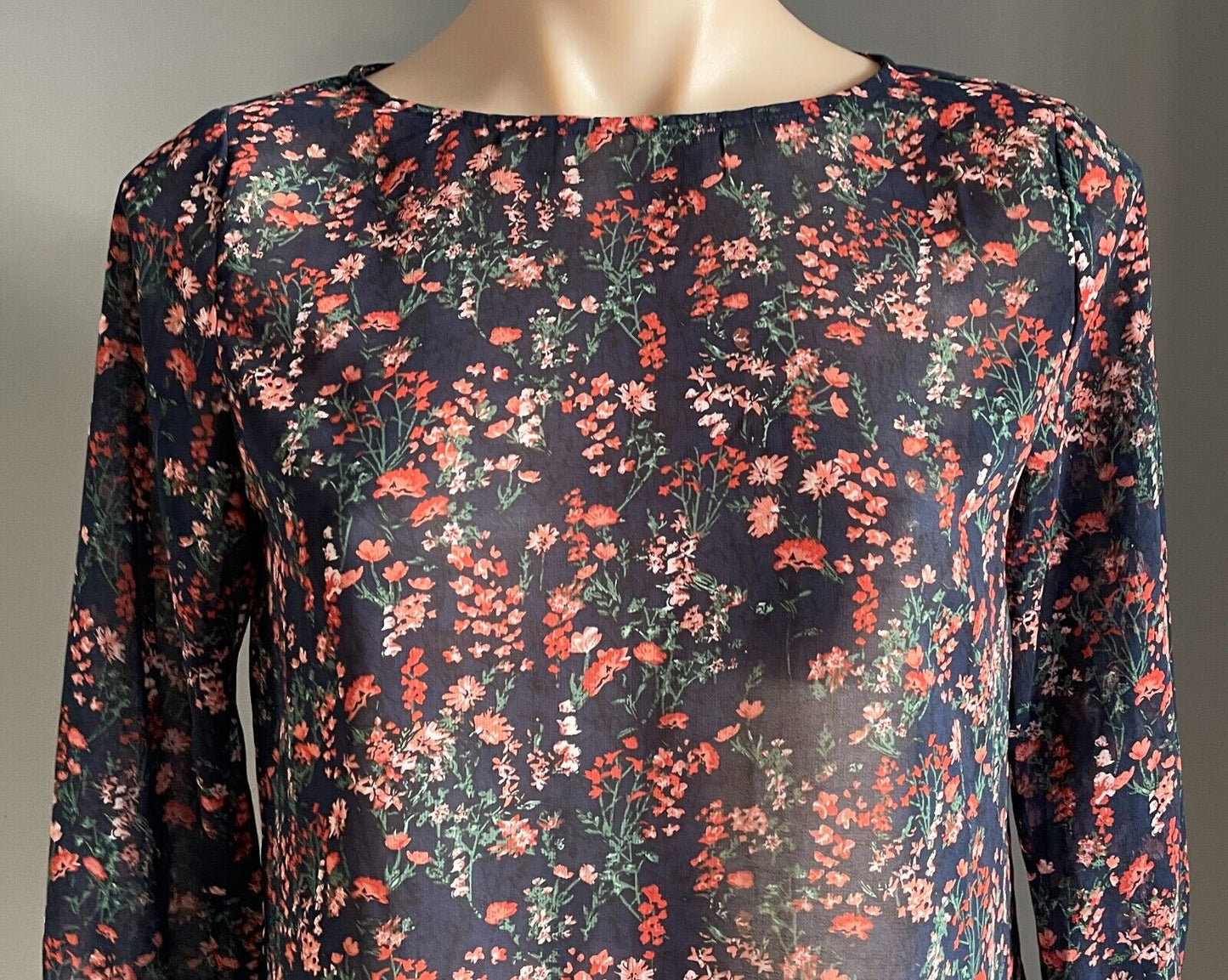 FORCAST Top Bell Sleeve Navy Floral Print Semi Sheer Blouse w Long Size 8 10