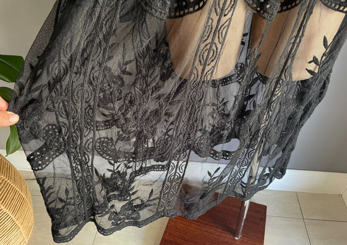 AMOR MIA Midi Dress Black Printed Mesh Net Size 16 Long Sleeves Semi Sheer