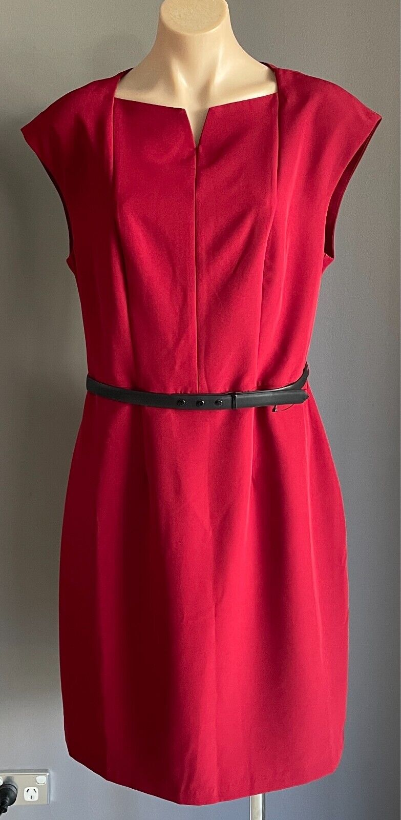 PREVIEW Dress With Belt Burgundy Cap Sleeve Sheath Size 16 Knee Length Lined NEW