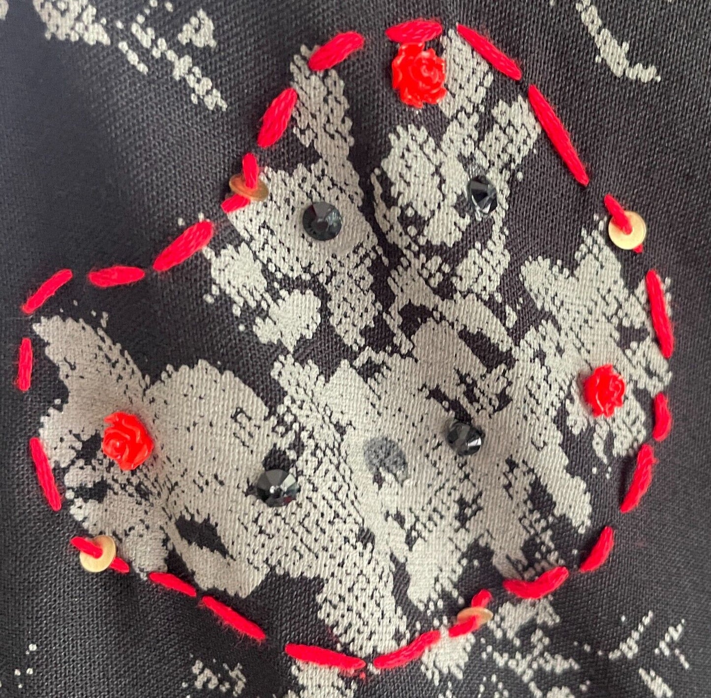 JSR Maxi Dress Black Grey Floral Print Red Stitch Trim & Sequins Long Size L 12