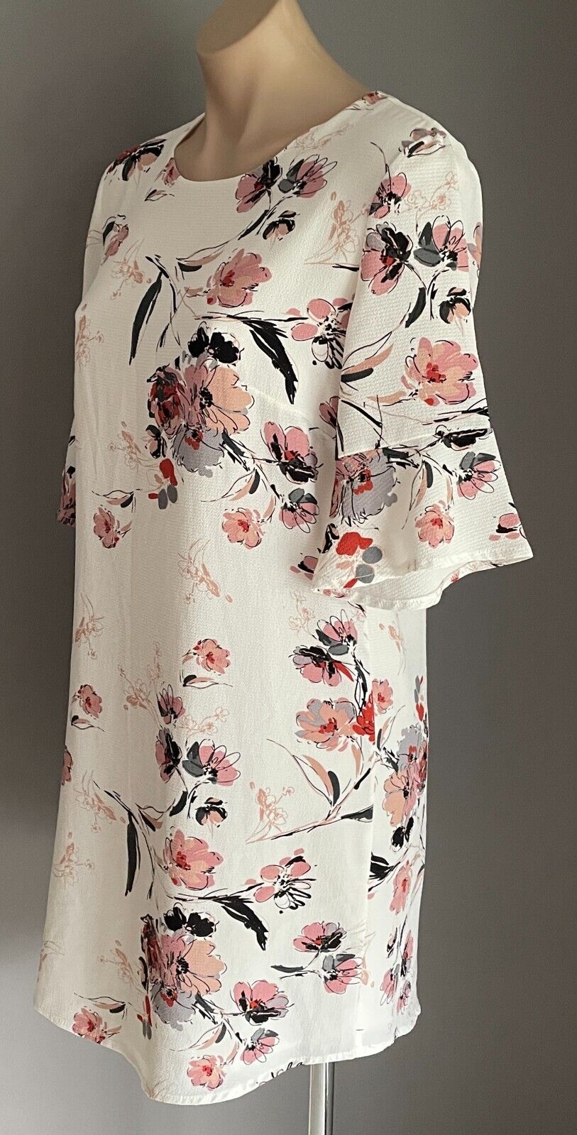 EXECUTIVE PONIES Shift Dress White Floral Print 3/4 Sleeves Lined Size 10 NEW