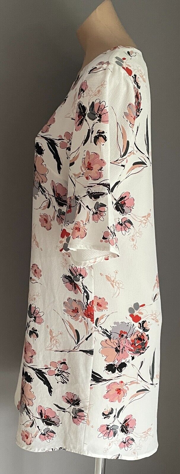 EXECUTIVE PONIES Shift Dress White Floral Print 3/4 Sleeves Lined Size 10 NEW
