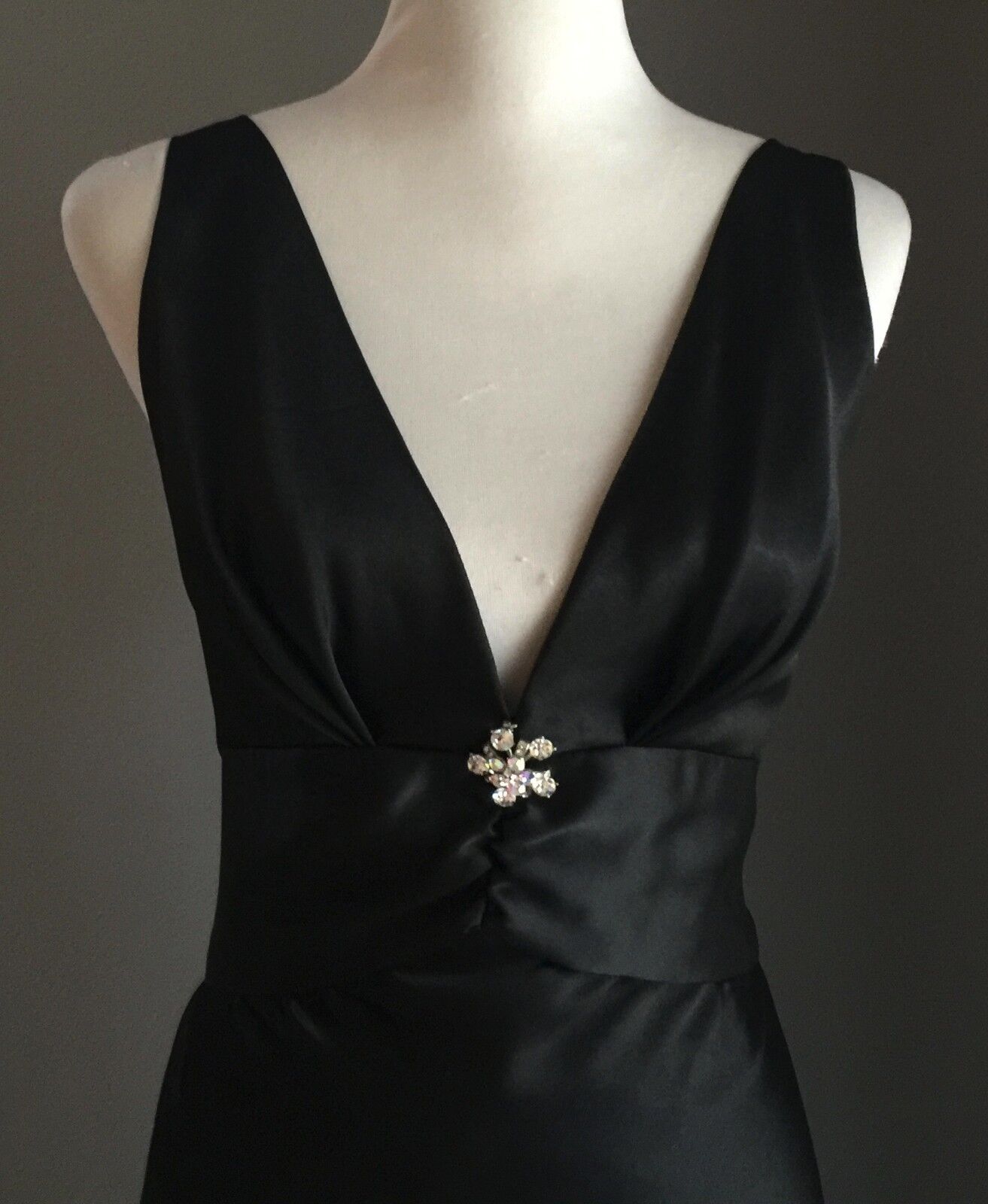 ANGELINE Gown Diamante Brooch Long Black Long Dress Plus Size 18 NEW Bombshell