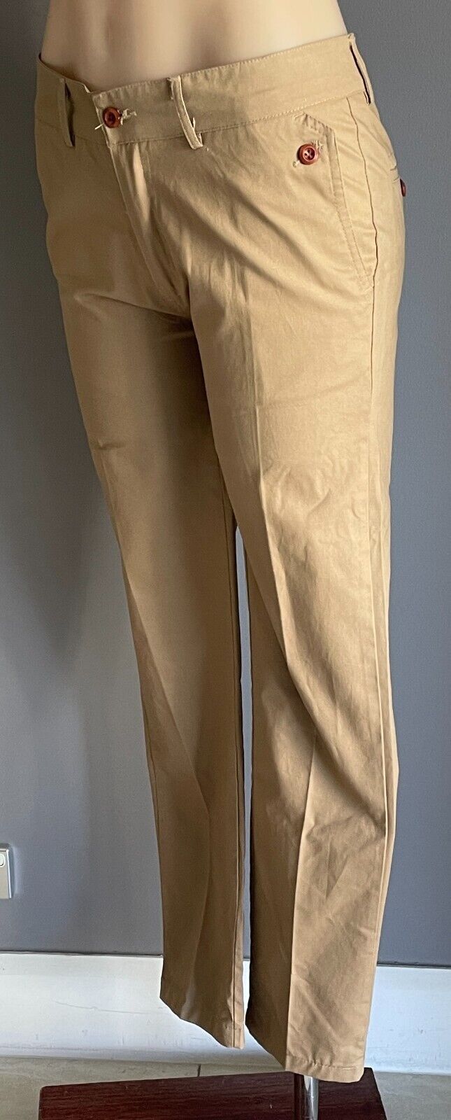 TIMSU Cropped Pants Light Tan Camel Size L Tapered Leg Button Trim Pockets