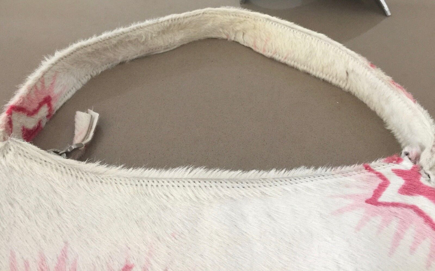 MARNI HandBag Ivory Calf Skin Hair Shoulder Bag w Pink Star Print Luxe Vintage