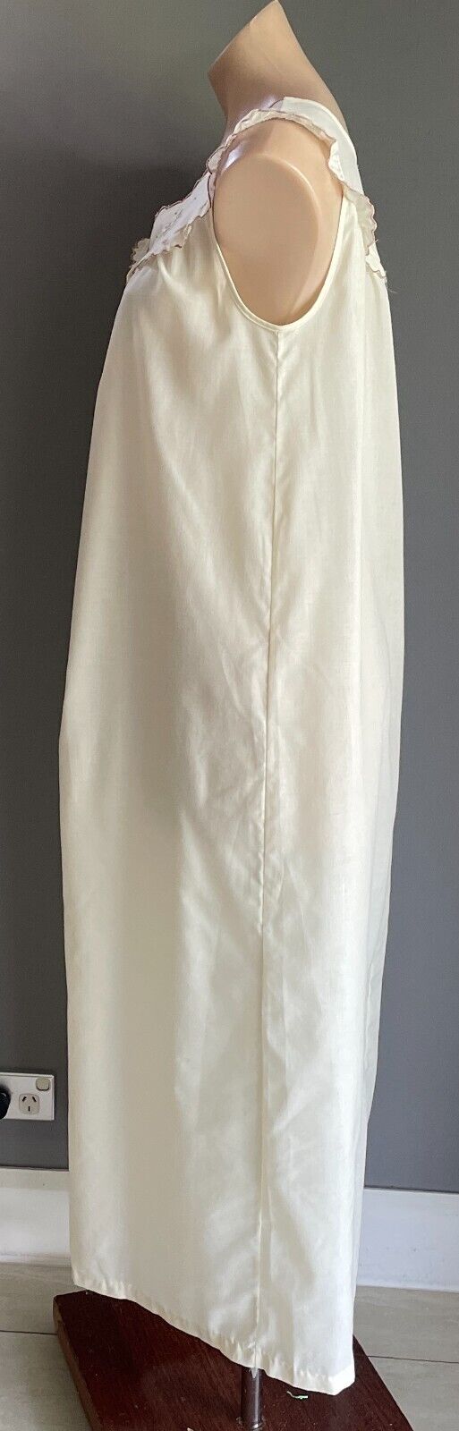 LYN MAID Midi Nightie Off White With Brown Green White Embroidered Trim Size 14
