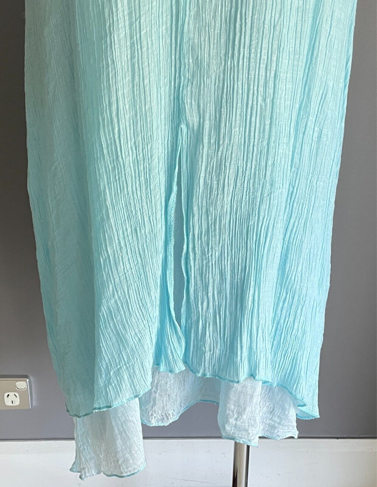 M STYLE Sun Dress Light Blue Crinkle Look Shift Size 16 Sleeveless Dip Hem