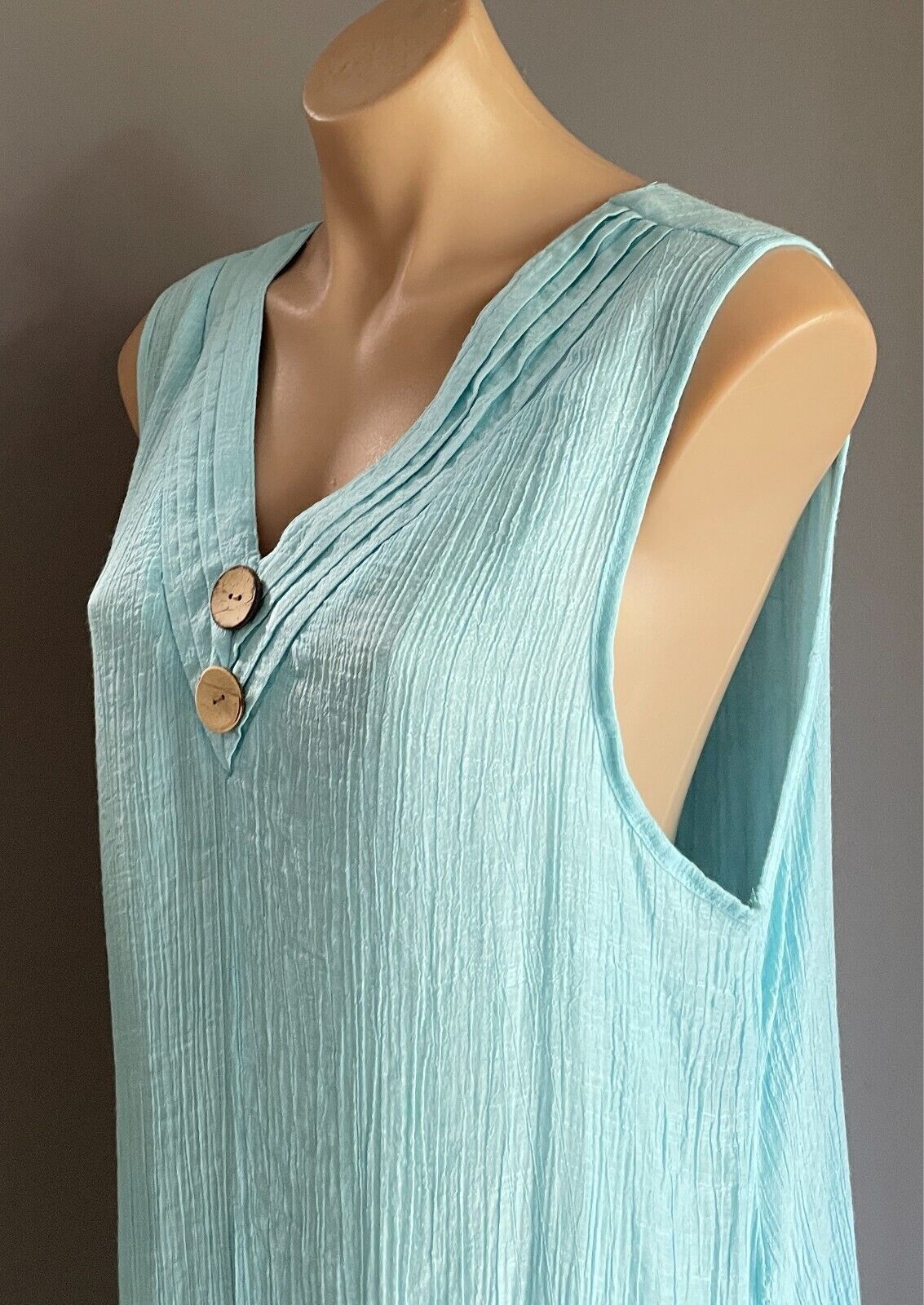 M STYLE Sun Dress Light Blue Crinkle Look Shift Size 16 Sleeveless Dip Hem