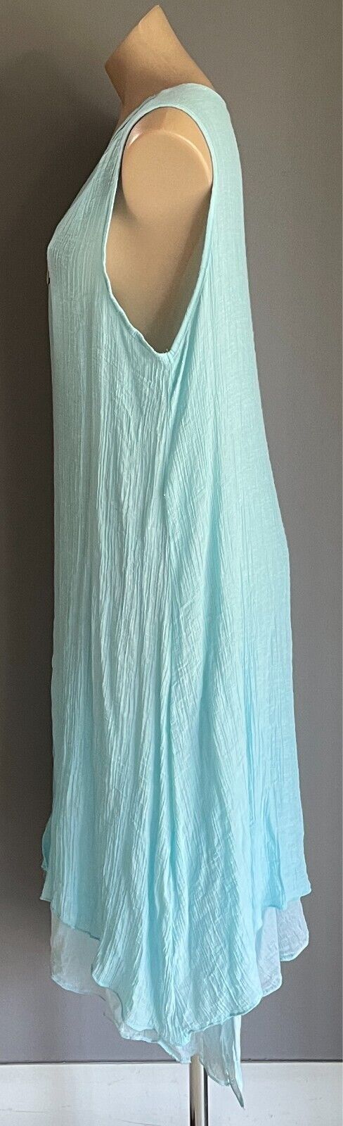 M STYLE Sun Dress Light Blue Crinkle Look Shift Size 16 Sleeveless Dip Hem