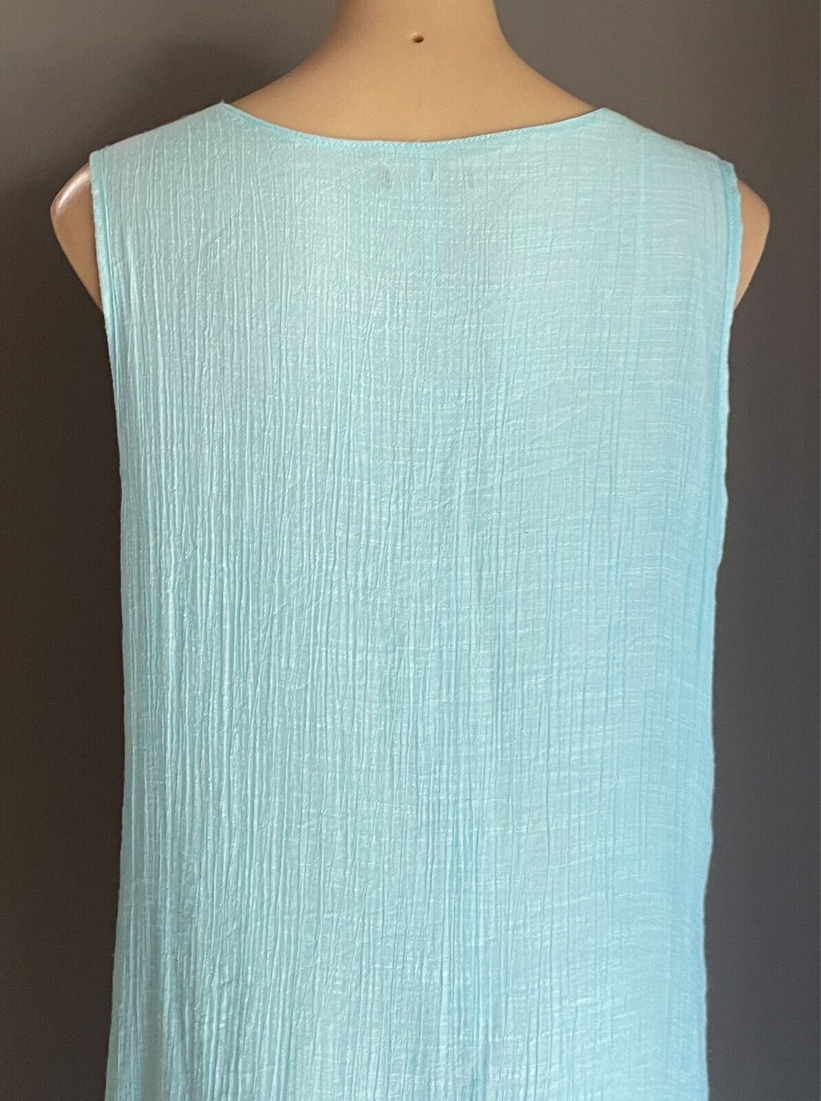M STYLE Sun Dress Light Blue Crinkle Look Shift Size 16 Sleeveless Dip Hem