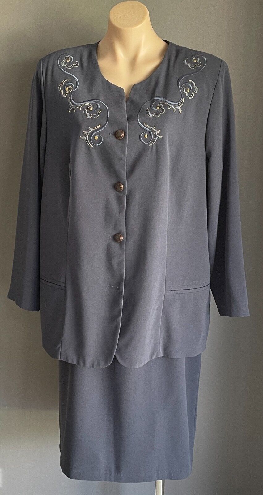 DOLINA Grey Skirt Suit Jacket + Skirt Size 16 Gold & Blue Embroidery Trim 1980s