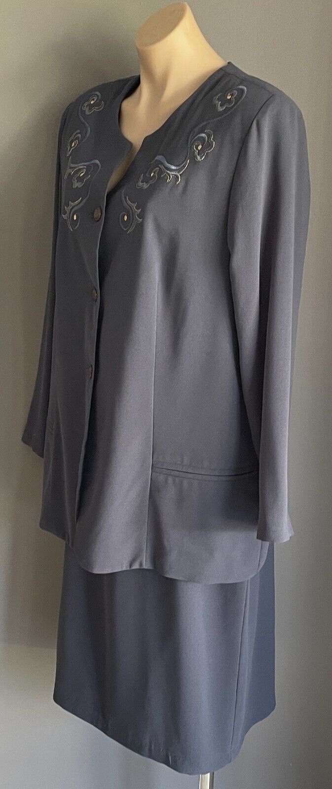 DOLINA Grey Skirt Suit Jacket + Skirt Size 16 Gold & Blue Embroidery Trim 1980s