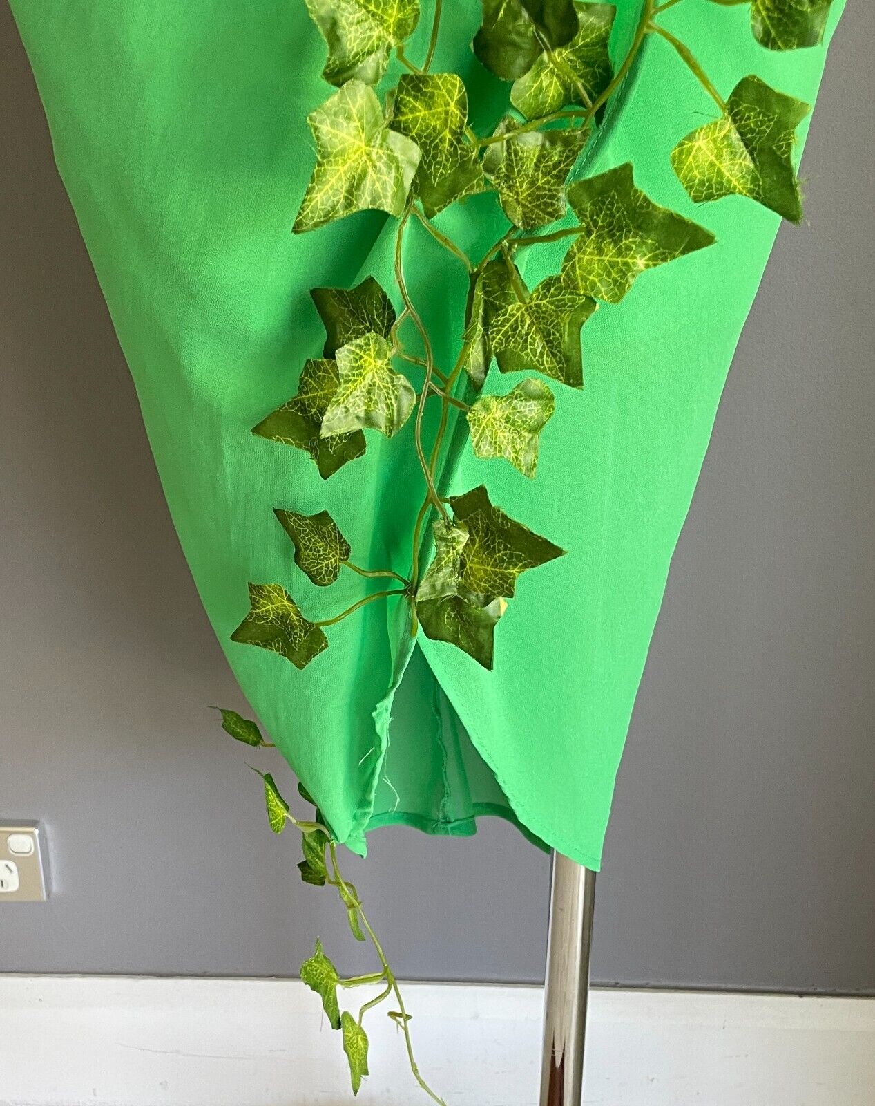 DOTTI Dress Poison Ivy Green Toga Faux Ivy Plant & Halo BATMAN CosPLAY  Size 10