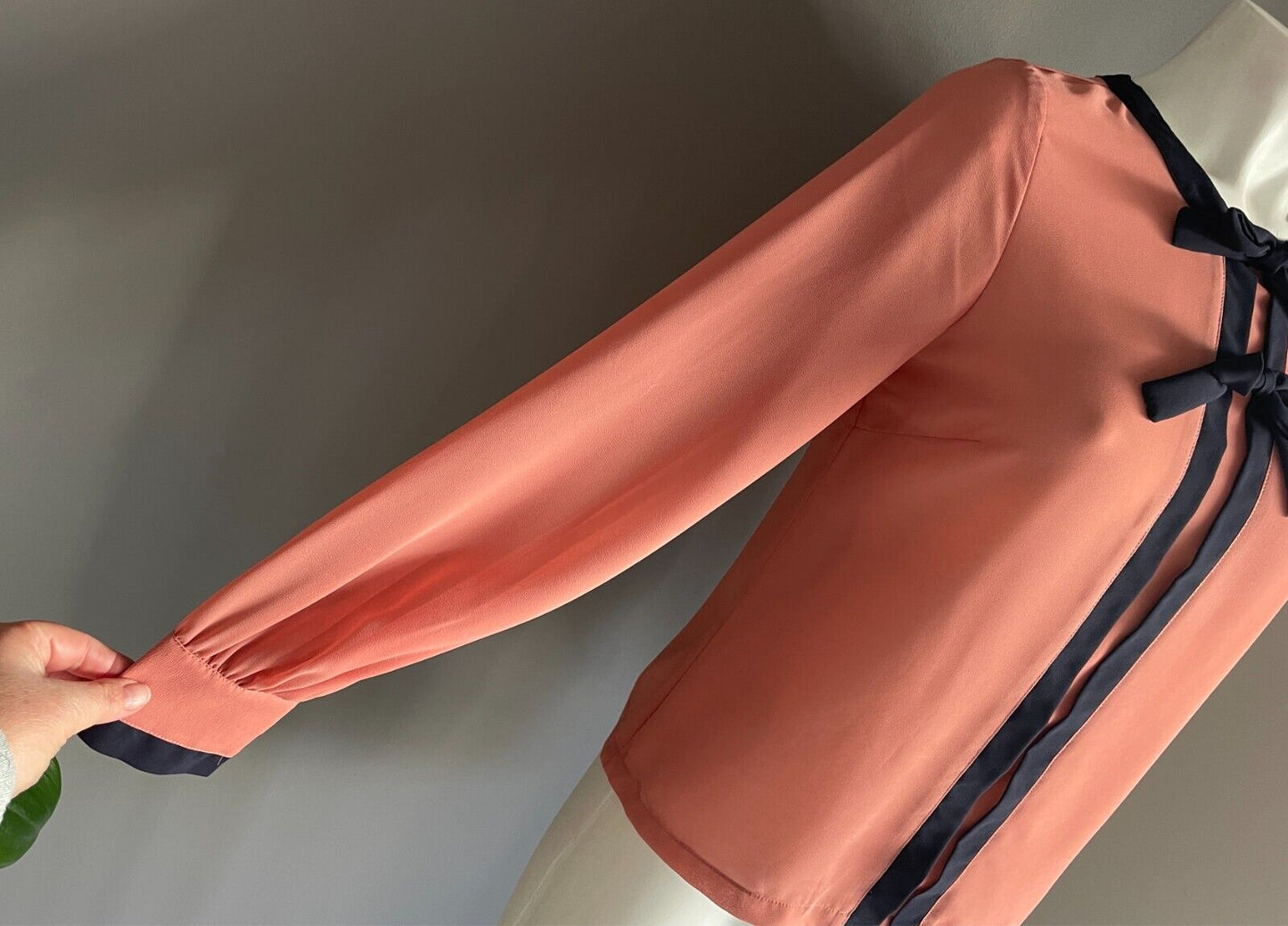 DOTTI Shirt Salmon Button Back Blouse  Navy Trim Long Sleeves Top Size 8
