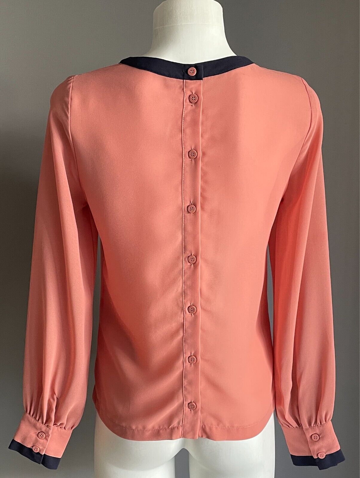DOTTI Shirt Salmon Button Back Blouse  Navy Trim Long Sleeves Top Size 8