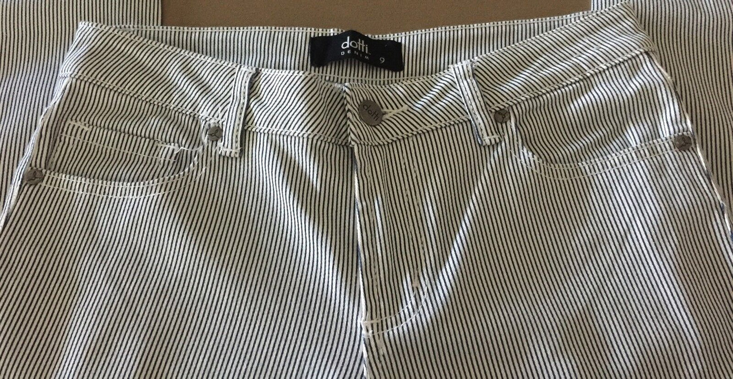 DOTTI DENIM Jeans Black & White Stripe Skinny Leg Jeans  Ladies Size 9 Gorgeous