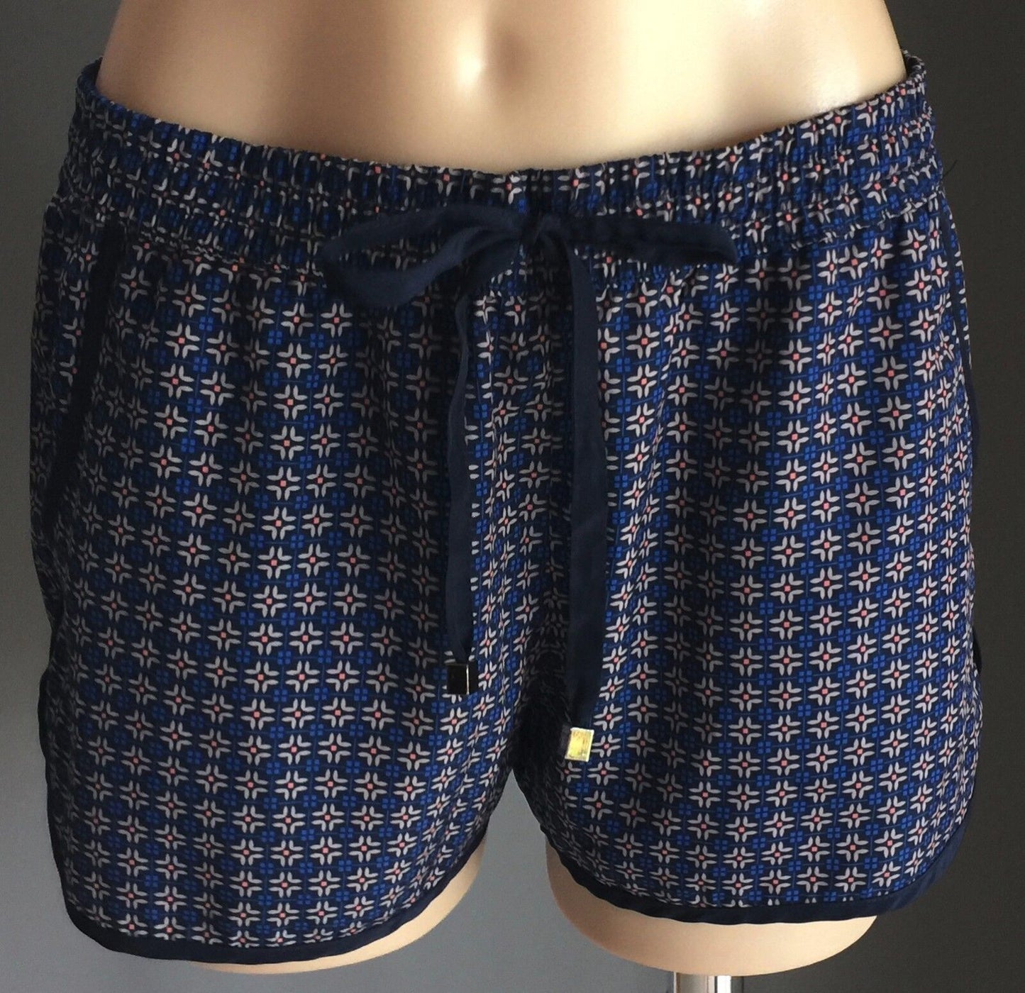 DOTTI Shorts Geometric Print Casual Elastic Waist Size 10