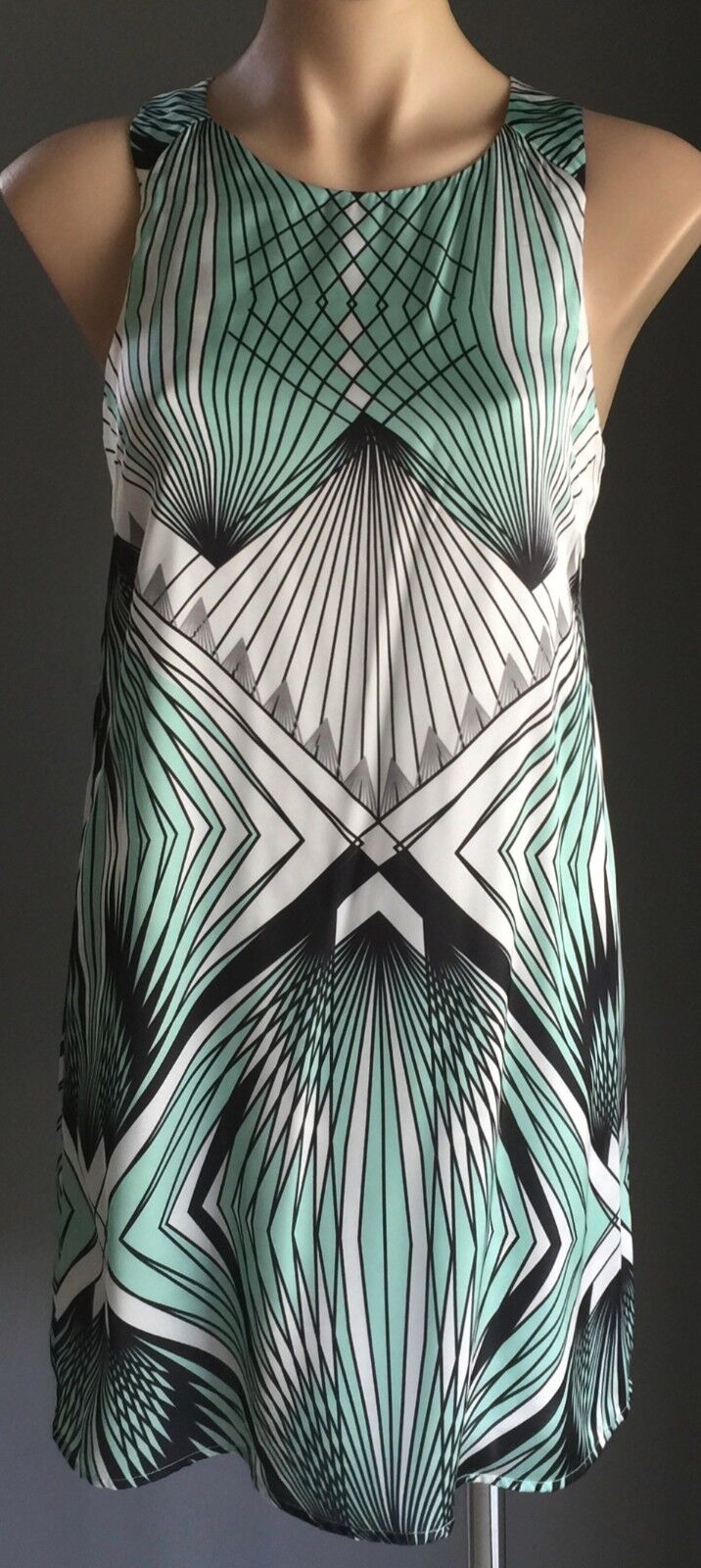 DOTTI Dress Shift Green White Black & Grey Graphic Print Size 8 10 Gorgeous