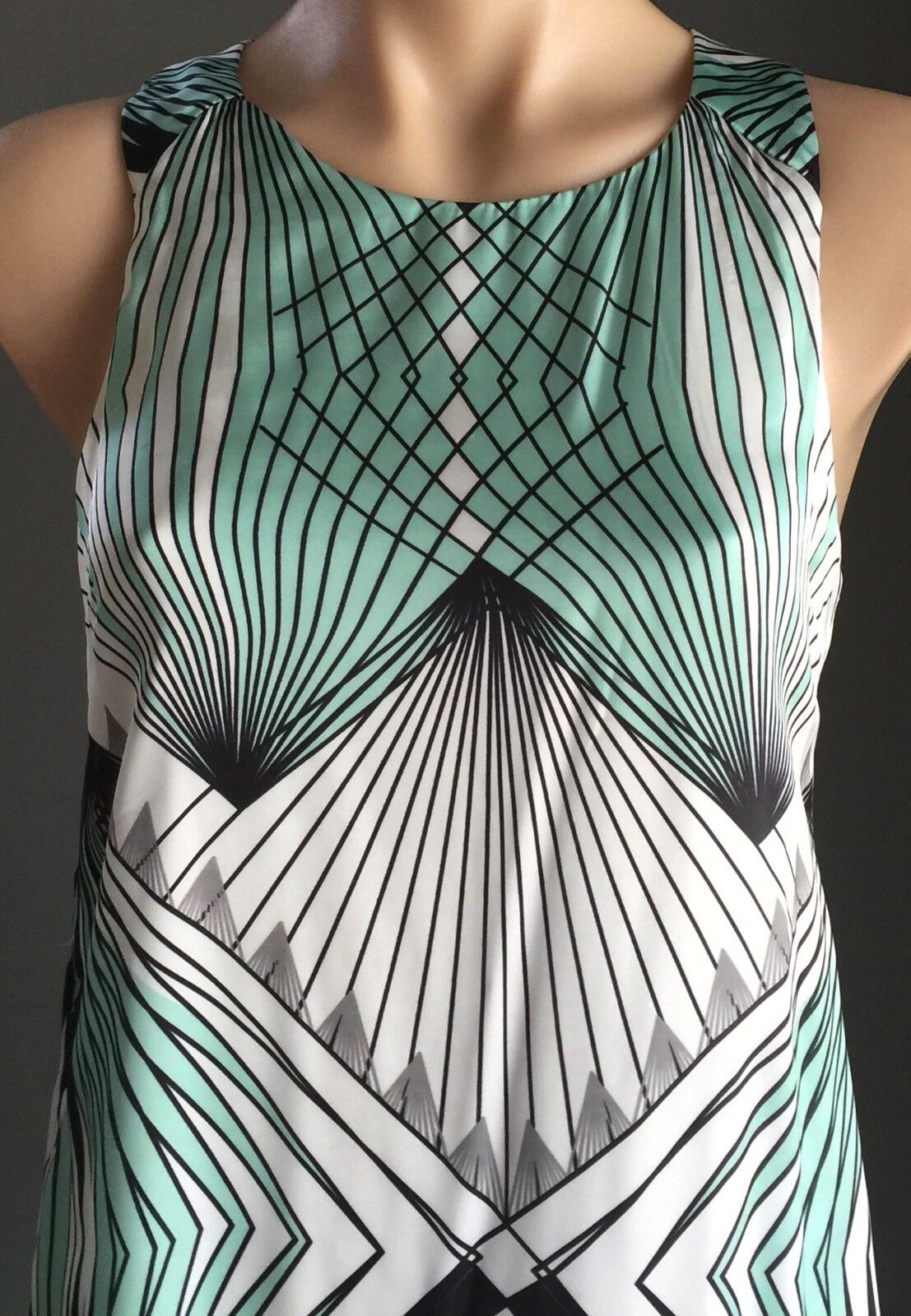 DOTTI Dress Shift Green White Black & Grey Graphic Print Size 8 10 Gorgeous