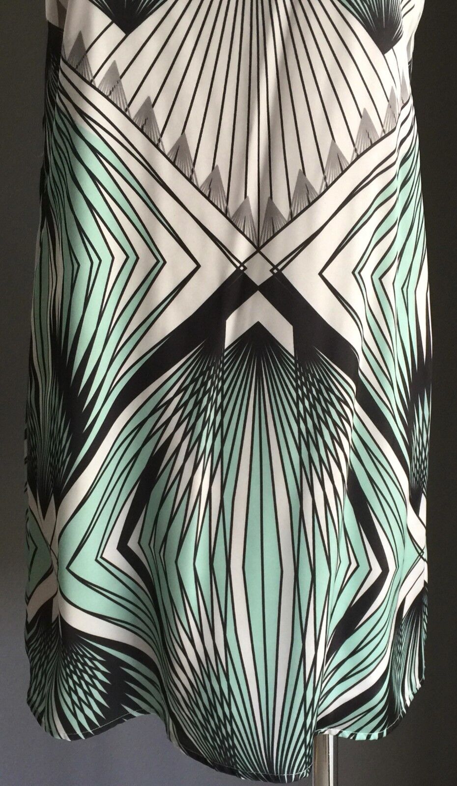 DOTTI Dress Shift Green White Black & Grey Graphic Print Size 8 10 Gorgeous