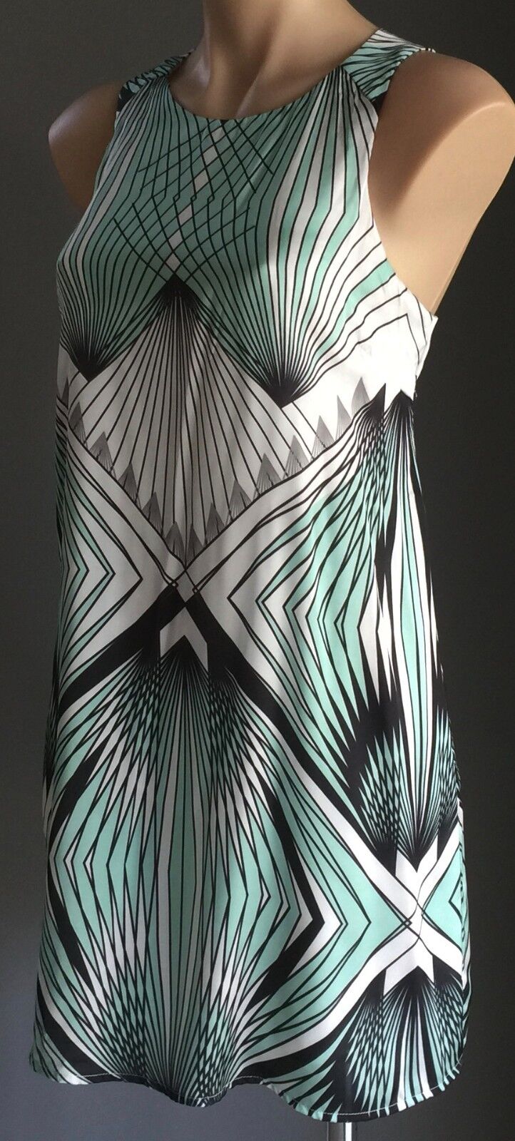 DOTTI Dress Shift Green White Black & Grey Graphic Print Size 8 10 Gorgeous