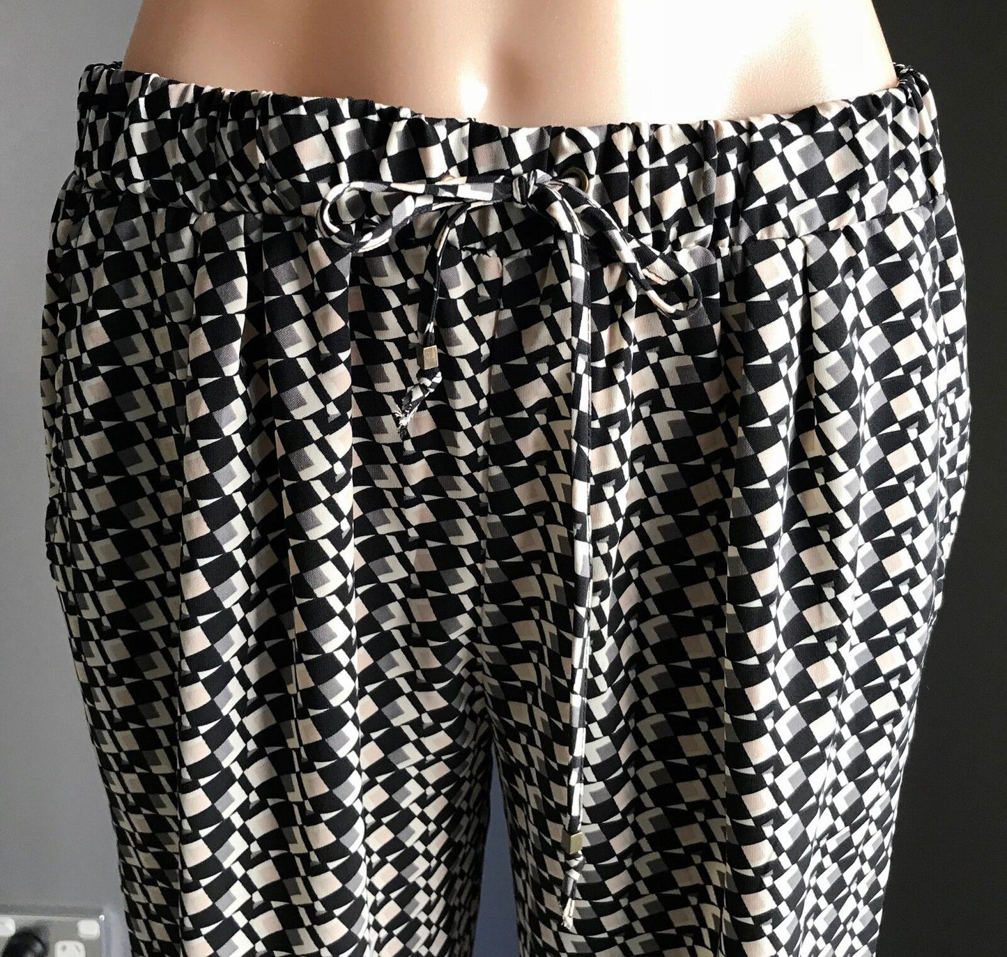DOTTI Pants Lounge Black Taupe White Cream Geometric Print Relaxed Size 10 NEW