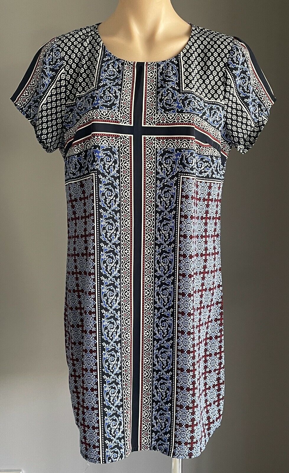 DOTTI Dress Black Blue White Red Print Short Sleeve Shift Size 12