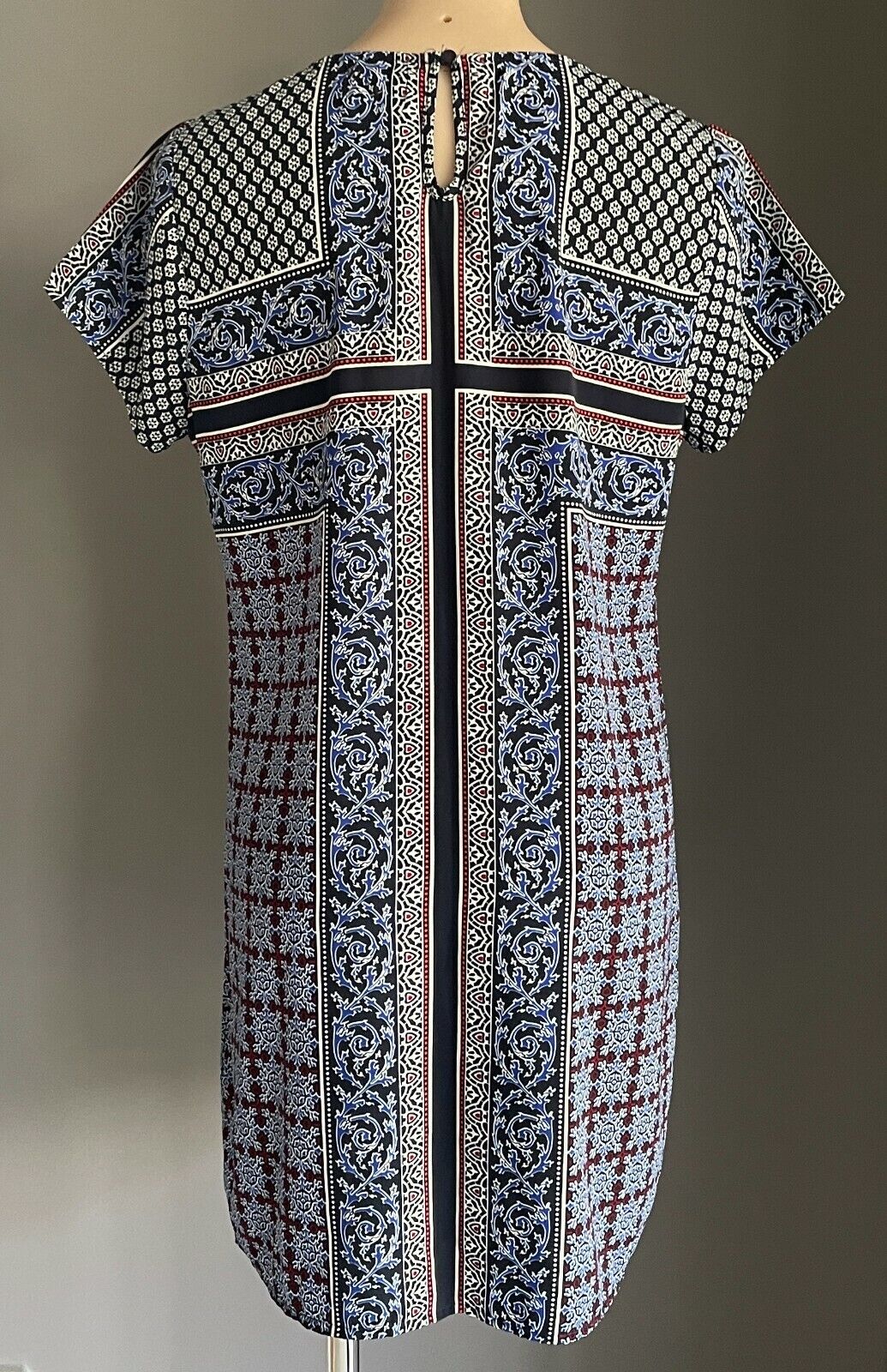 DOTTI Dress Black Blue White Red Print Short Sleeve Shift Size 12
