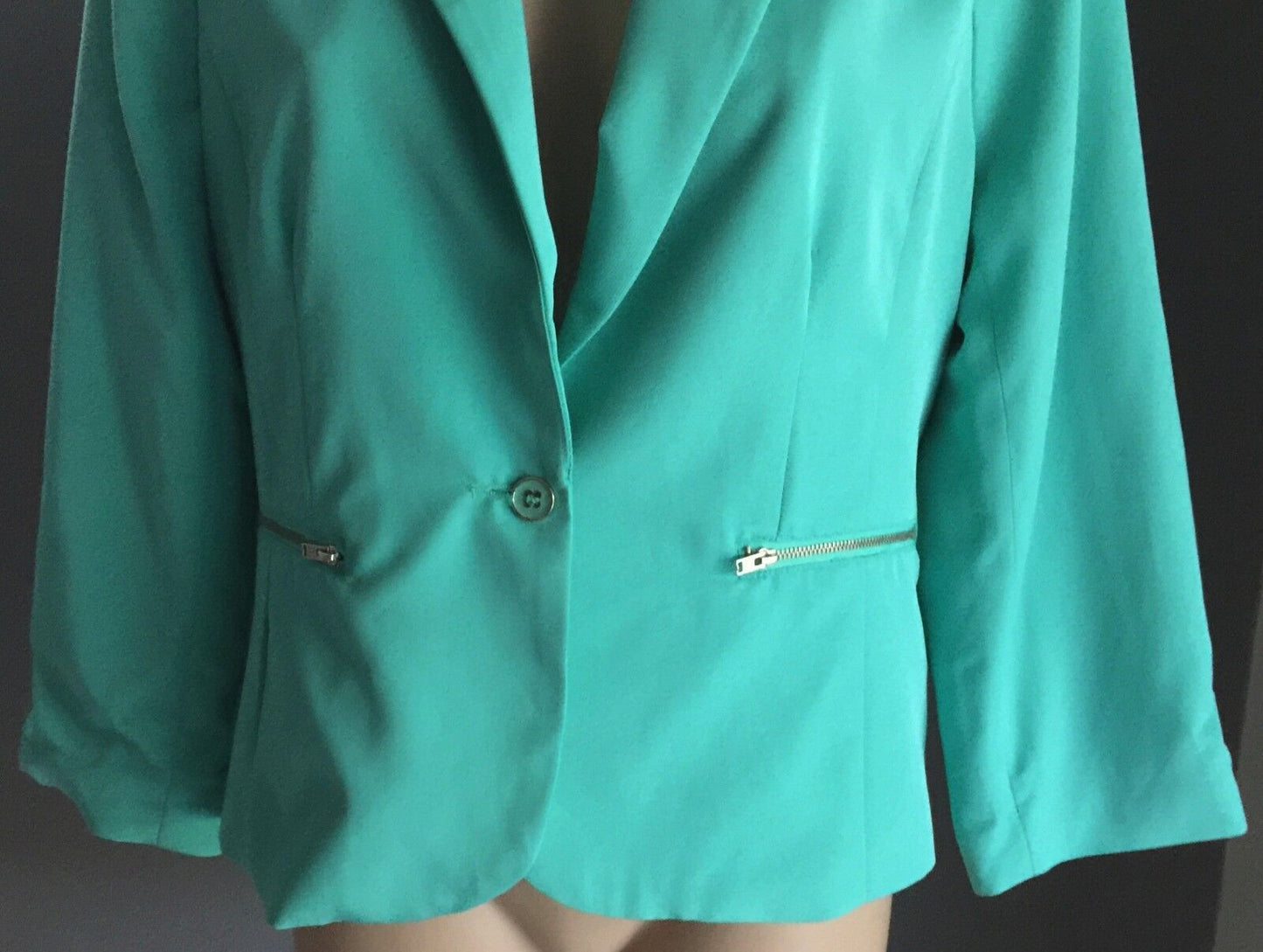DOTTI Jacket Mint Blazer Mint Colour w 2 ZiP Pockets Cropped Ladies Size 14 NEW