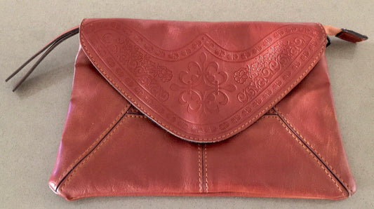DOTTI Bag Rich Tan Unique Pleather Embossed Envelope Clutch Vintage