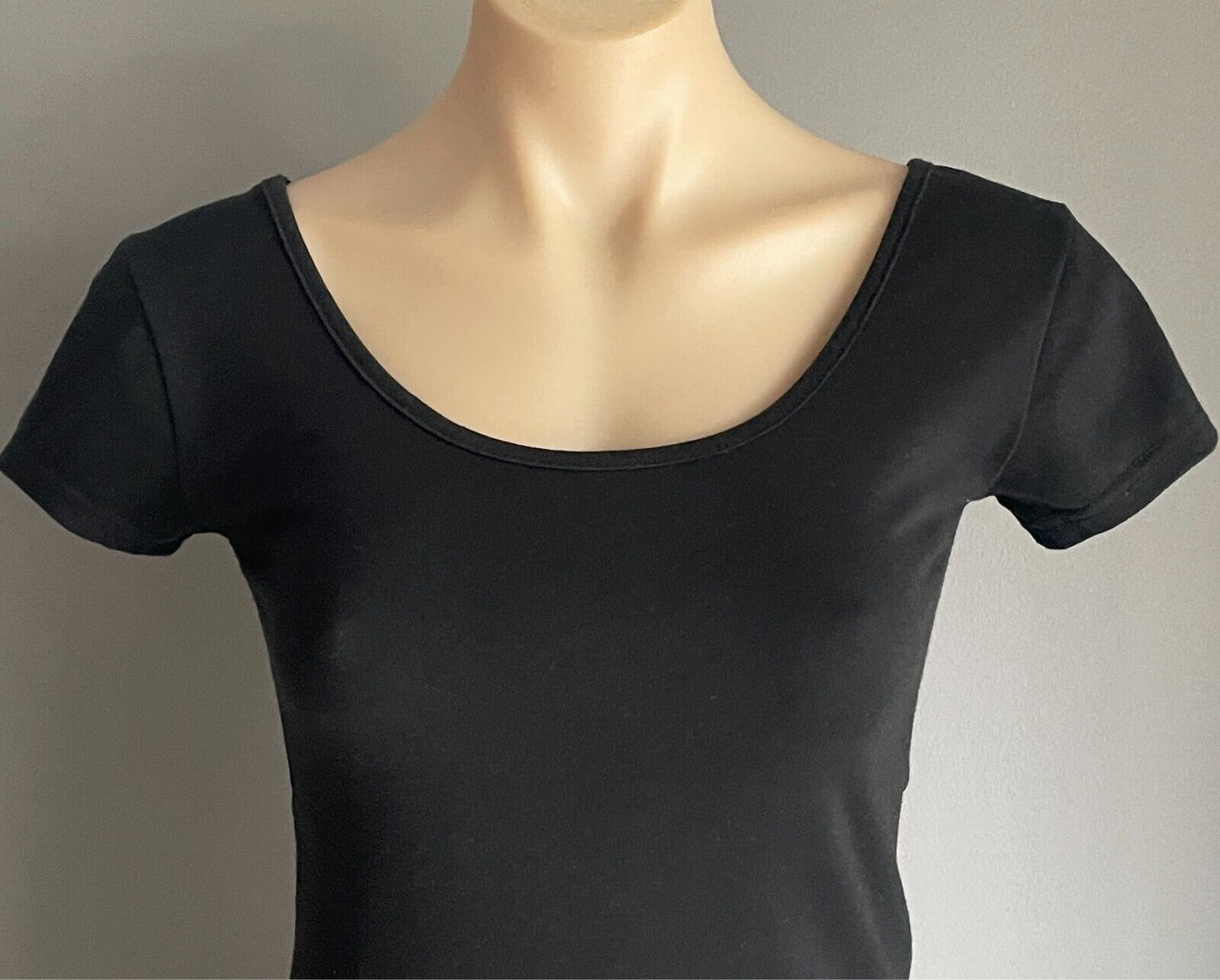 TIGHTROPE Bodycon Dress Black Scoop Neck Cap Sleeves Size 10 Stretch