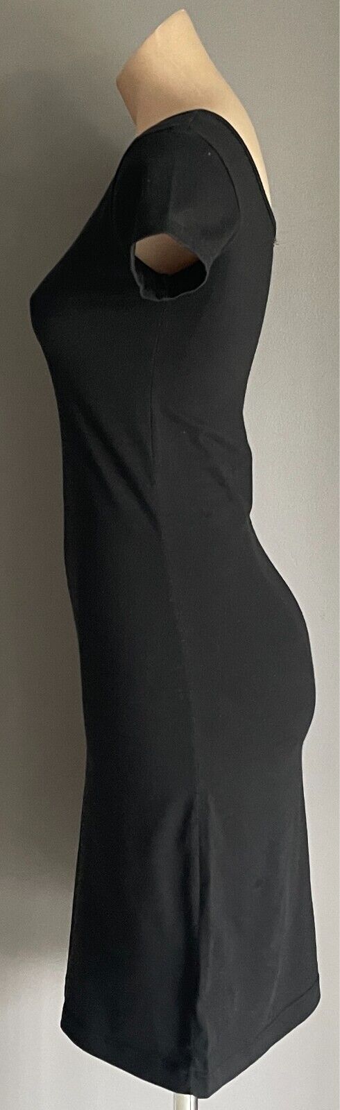 TIGHTROPE Bodycon Dress Black Scoop Neck Cap Sleeves Size 10 Stretch