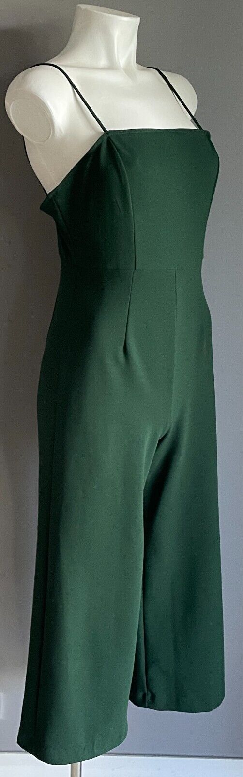 FOREVER 21 Jumpsuit Green Adjustable Straps Wide Crop Length Sleeveless Size S 8