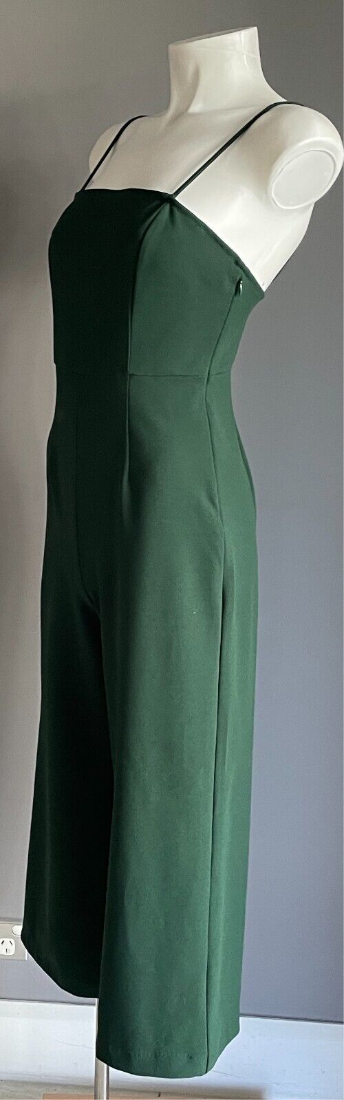 FOREVER 21 Jumpsuit Green Adjustable Straps Wide Crop Length Sleeveless Size S 8
