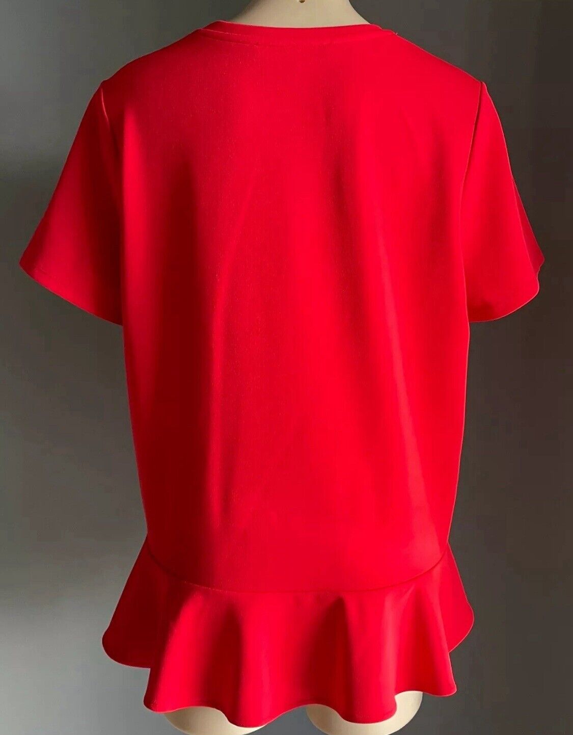 Ladies Top FRENCH CONNECTION Red Short Sleeve Blouse w Frill Hem Tee Sz L 12  14