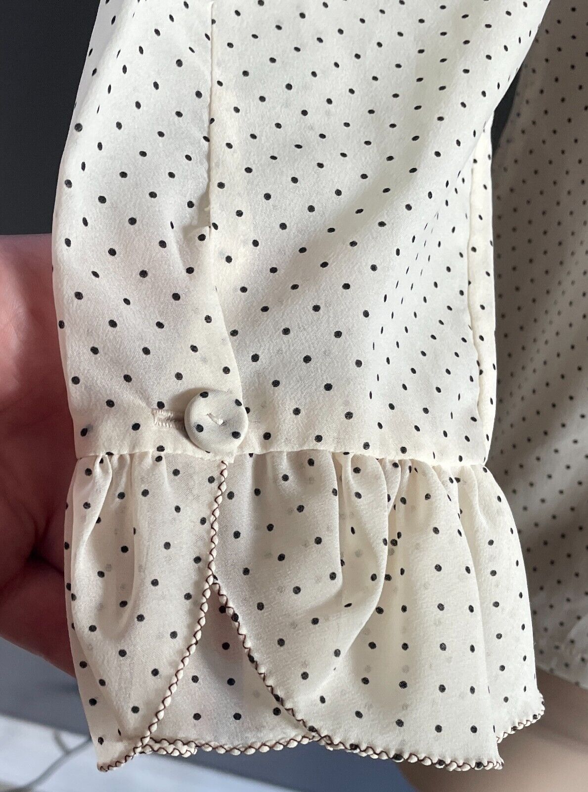 SUSAN PARSONS Ruffle Neck Blouse Cream Black Polka Dot Top Shirt Size 16 Vintage