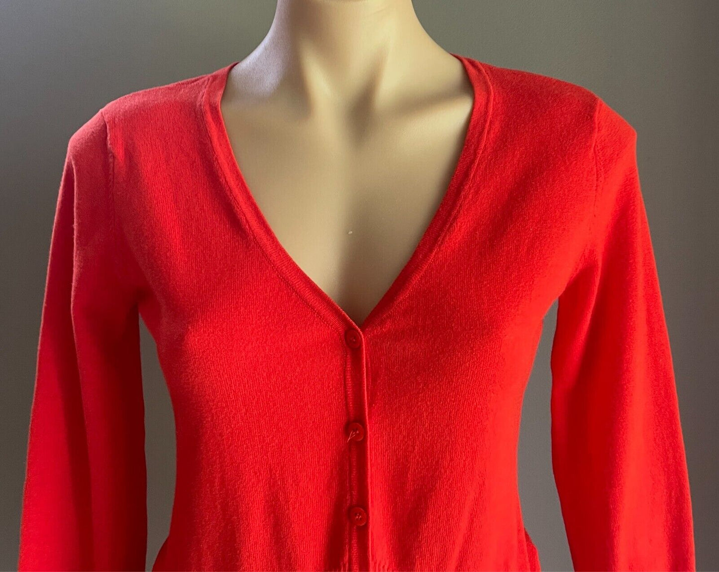 QUEENSPARK WOMAN Cardigan Tangerine Red Fine Knit Button Front Size S 3/4 Sleeve