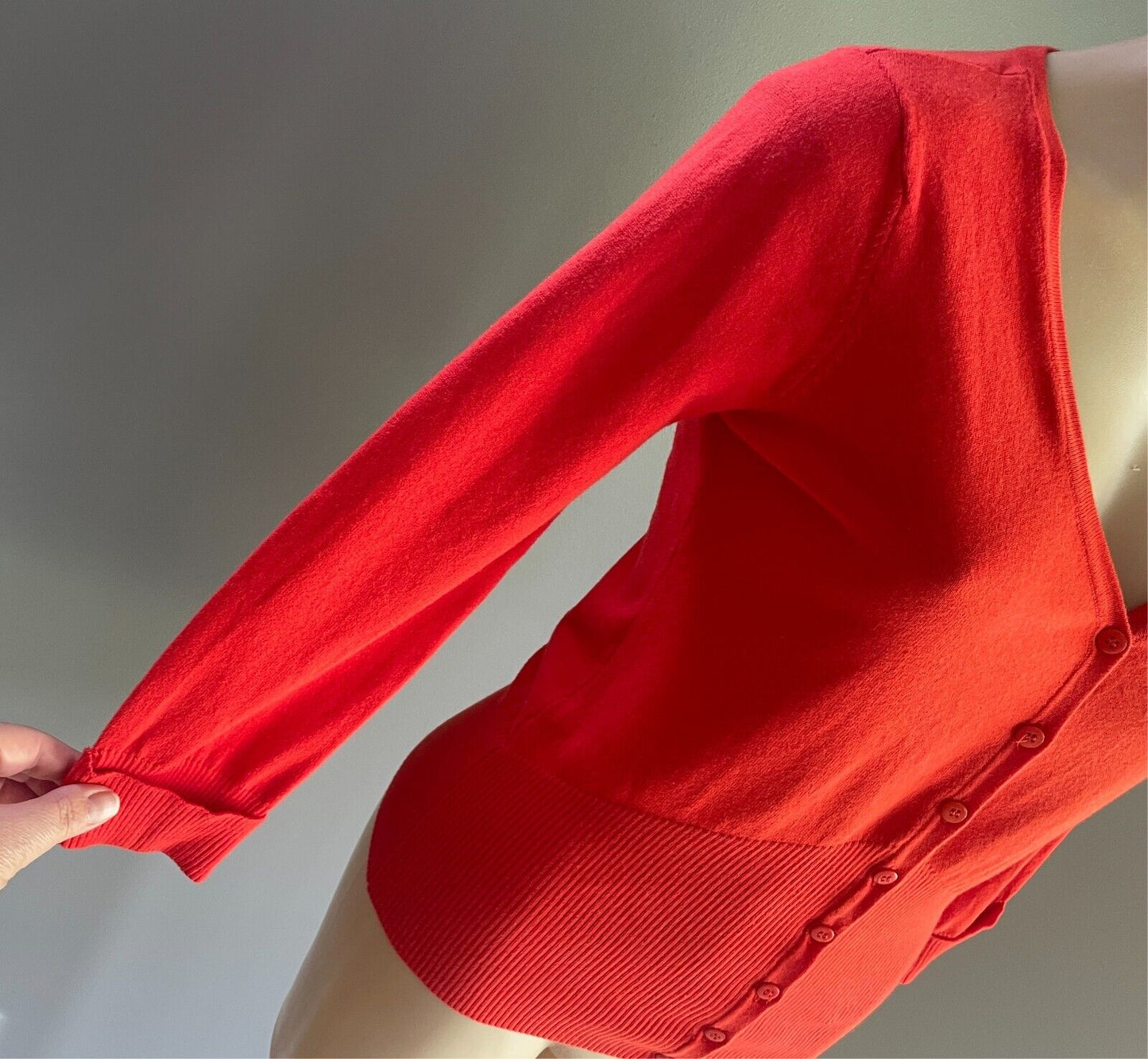 QUEENSPARK WOMAN Cardigan Tangerine Red Fine Knit Button Front Size S 3/4 Sleeve