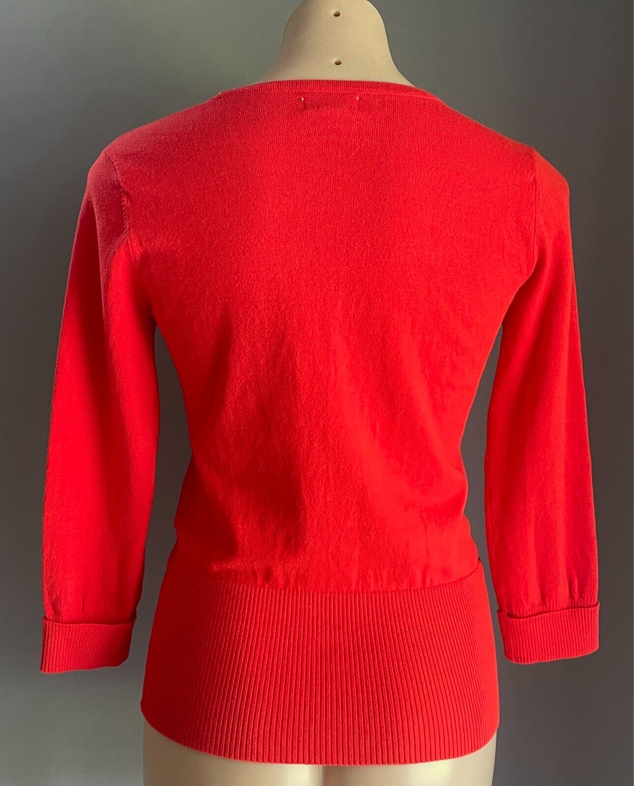 QUEENSPARK WOMAN Cardigan Tangerine Red Fine Knit Button Front Size S 3/4 Sleeve