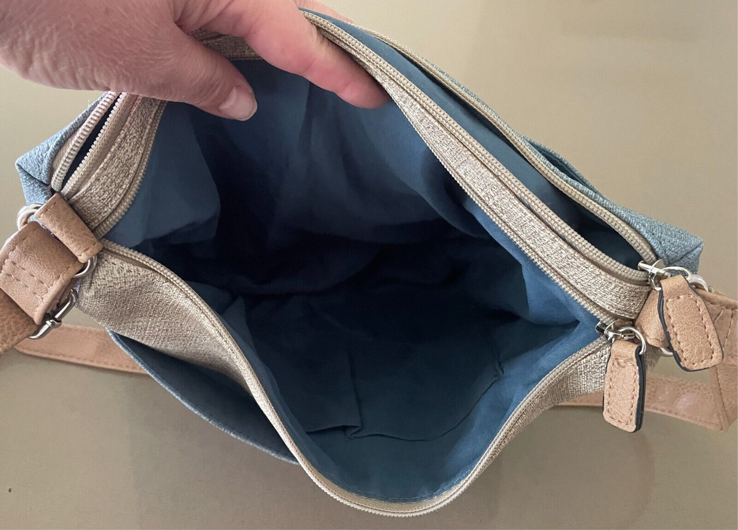 CABRELLI Crossbody/Shoulder Bag Shades of Blue & Beige Textured PU Adjustable